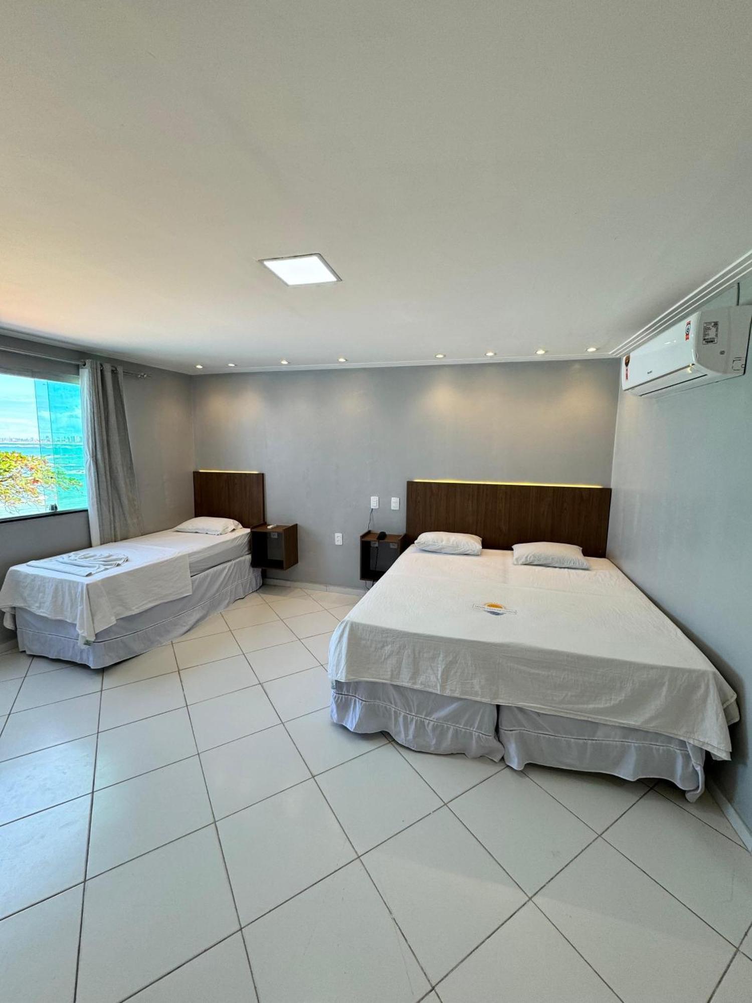 Hotel Luar De Itapua 2*